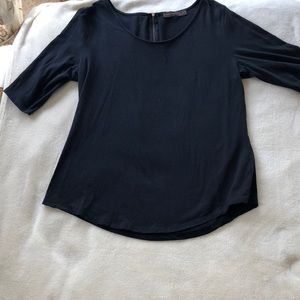 Black T with a zipper